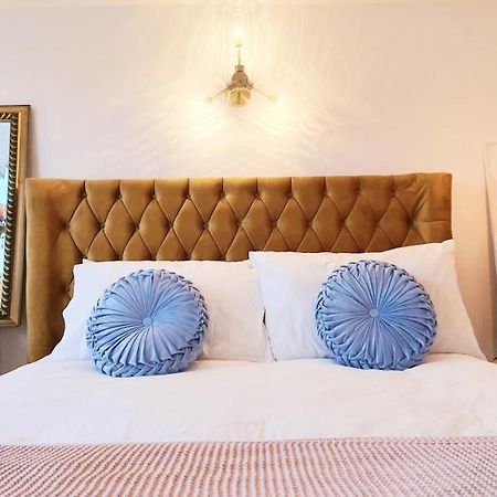 Elegant 5 Bed 4 Bath 'Vogue House' Parisian Style Home Margate Exteriör bild